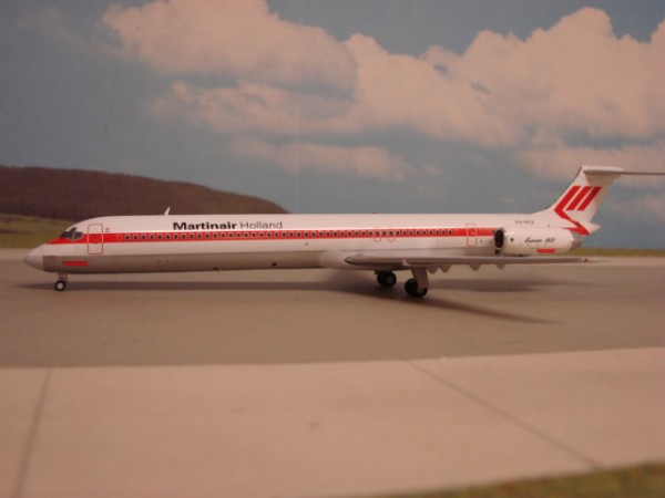 McDonnell Douglas MD-82 Martinair