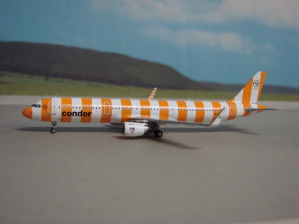 Airbus A321-200 Condor