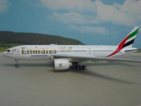 Boeing 777-200LR Emirates