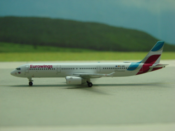 Airbus A321-200 Eurowings