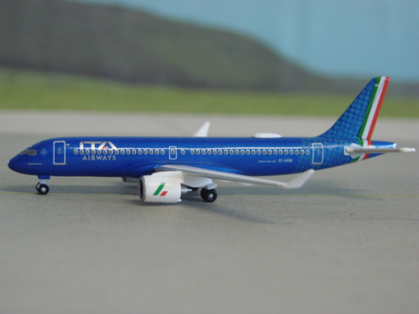Airbus A220-300 ITA Airways
