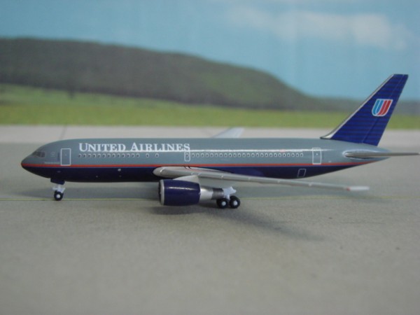Boeing 767-200 United Airlines