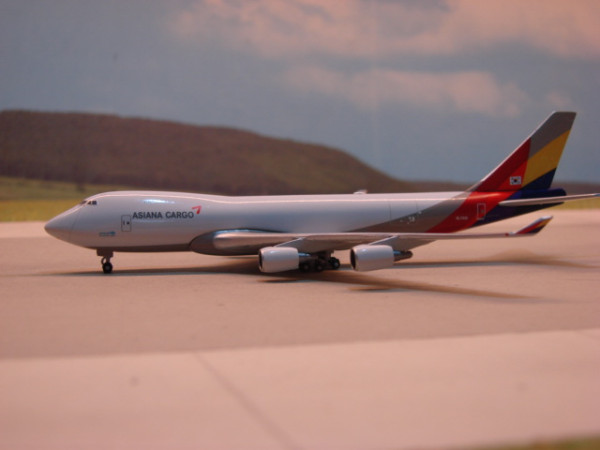 Boeing 747-400F Asiana Cargo